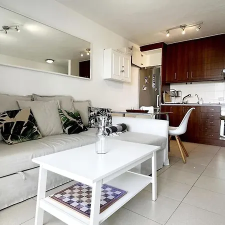 En Amarilla Golf Apartment