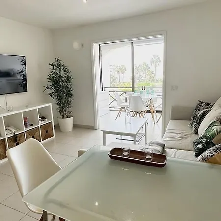 En Amarilla Golf Apartment *